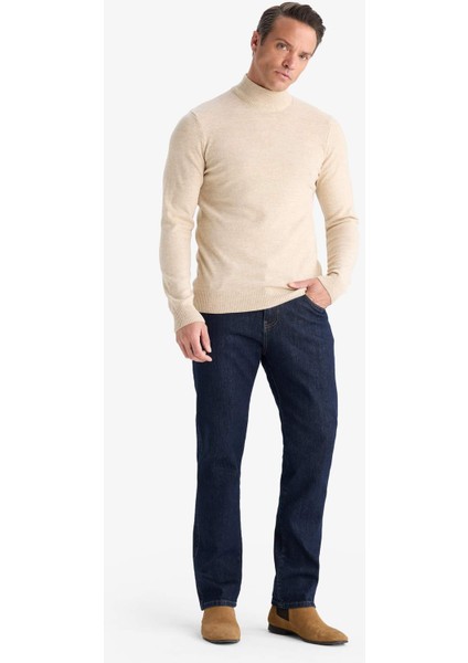 Slim Fit Dar Kesim Balıkçı Yaka Basic Düz Triko Kazak R1127AZ25WN