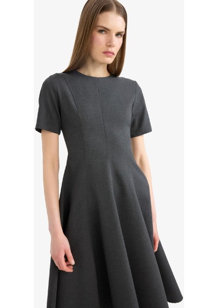 Bisiklet Yaka Basic Düz Kısa Kollu Midi Yazlık Elbise F3816AX25SM
