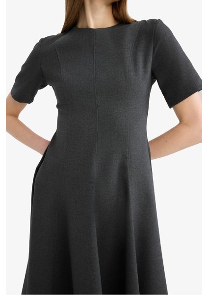 Bisiklet Yaka Basic Düz Kısa Kollu Midi Yazlık Elbise F3816AX25SM