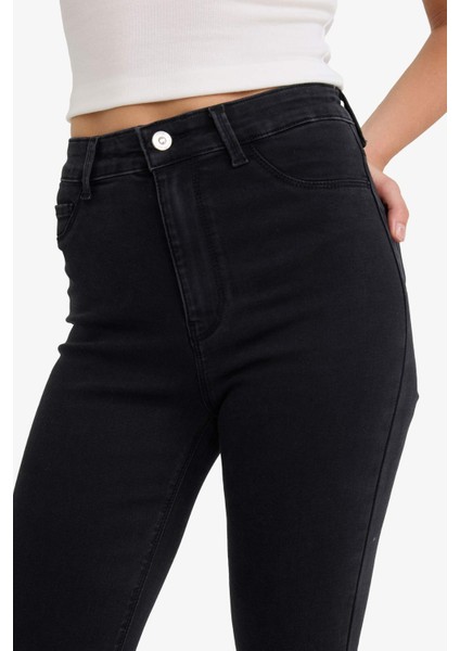 Yüksek Bel Bilek Boy Jean Pantolon B7498AX25AU