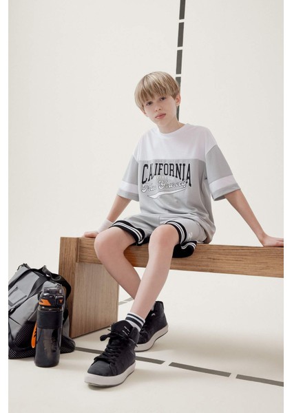 Erkek Çocuk Oversize Geniş Kalıp Bisiklet Yaka Renk Bloklu Baskılı Kısa Kollu Tişört F2415A825HS