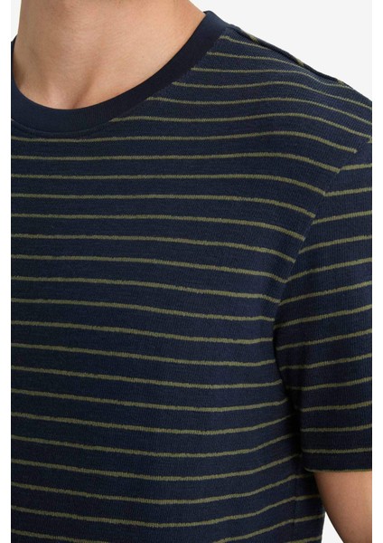 Regular Fit Bisiklet Yaka Çizgili Kısa Kollu Tişört E8198AX25AU