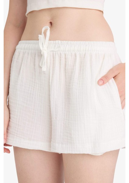 A Kesim Normal Bel Kısa Paça Müslin Şort F2868AX25SM