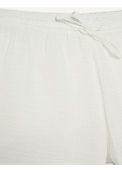 A Kesim Normal Bel Kısa Paça Müslin Şort F2868AX25SM