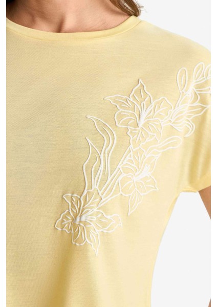 Bisiklet Yaka Basic Düz Kısa Kollu Tişört F2775AX25SM