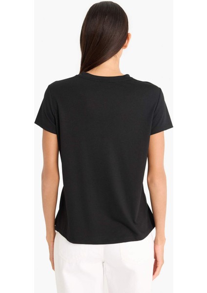 Regular Fit Bisiklet Yaka Basic Düz Kısa Kollu Tişört F4213AXNS