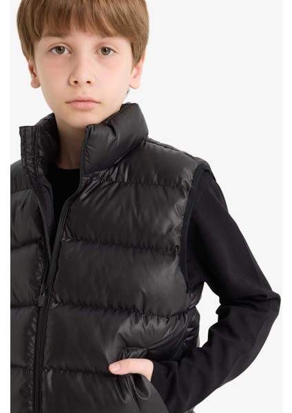 Erkek Çocuk Su Geçirmez Fermuarlı Dik Yaka Şişme Yelek F3092A825AU