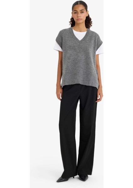 Regular Fit V Yaka Triko Süveter F2901AX25AU