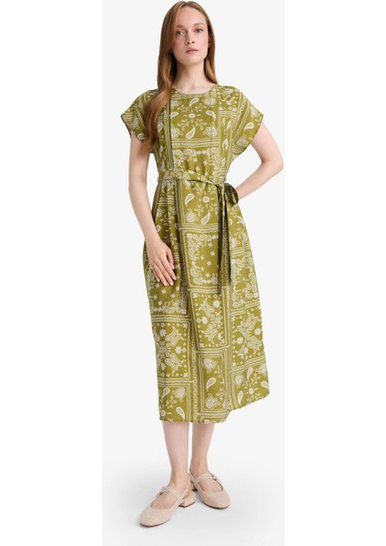 A Kesim Yuvarlak Yaka Desenli Kısa Kollu Midi Elbise F4770AX25AU