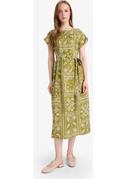 A Kesim Yuvarlak Yaka Desenli Kısa Kollu Midi Elbise F4770AX25AU