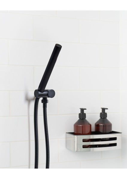 Siyah El Duş Başlığı, Şık ve Minimal Tasarım, Maksimum Konfor