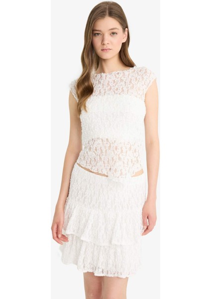 Fitted Yuvarlak Yaka Dantel Kısa Kollu Bluz F5197AX25HS