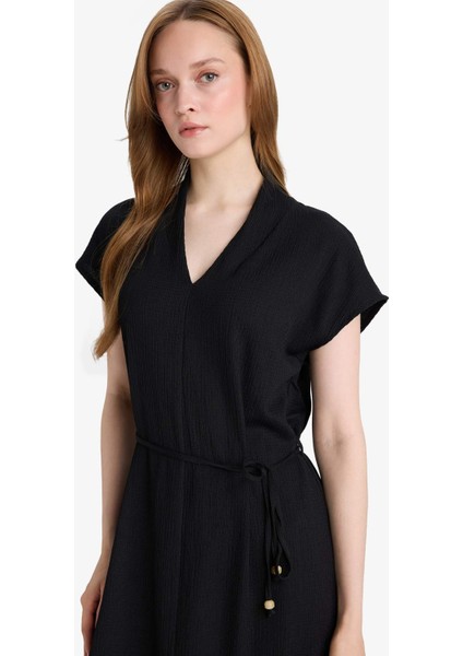 Regular Fit V Yaka Kolsuz Siyah Midi Elbise F4673AX25HS