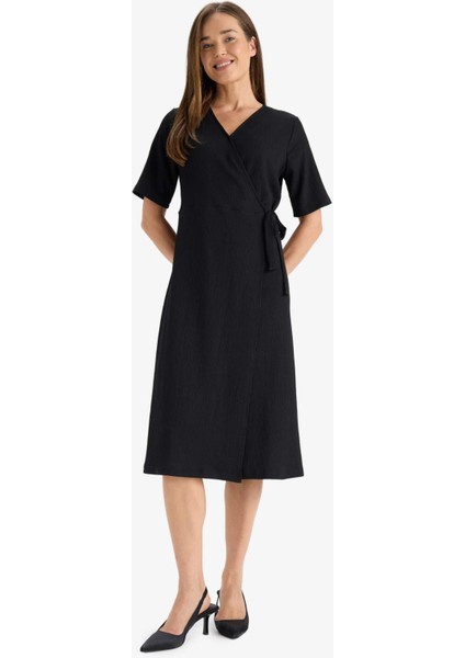 Regular Fit V Yaka Kruvaze Kapama Kısa Kollu Midi Siyah Yazlık Elbise F3913AX25HS