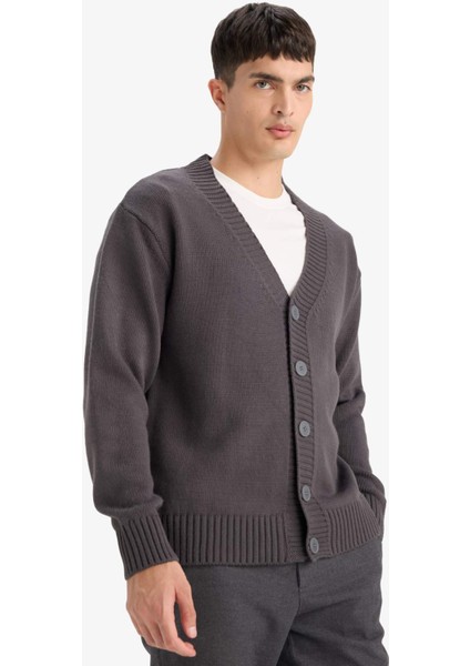 Relax Fit V Yaka Düğmeli Triko Hırka E5343AX25WN