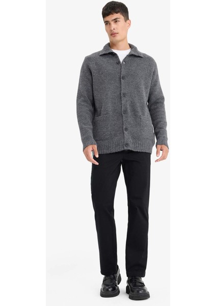 Standart Fit Balıkçı Yaka Düğmeli Cepli Triko Hırka E8396AX25CW