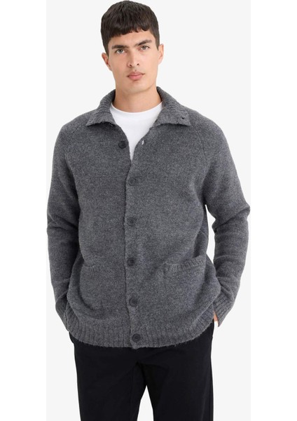 Standart Fit Balıkçı Yaka Düğmeli Cepli Triko Hırka E8396AX25CW