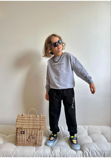 Green Black Enjeksiyon Baskılı (Silikon Işleme) 2 Iplik Kumaş Erkek Çocuk Alt Üst Takım Süper Kalite modelleri