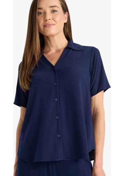 Regular Fit Kaçık Yaka Krinkıl Viskon Kısa Kollu Gömlek F5835AX25SM