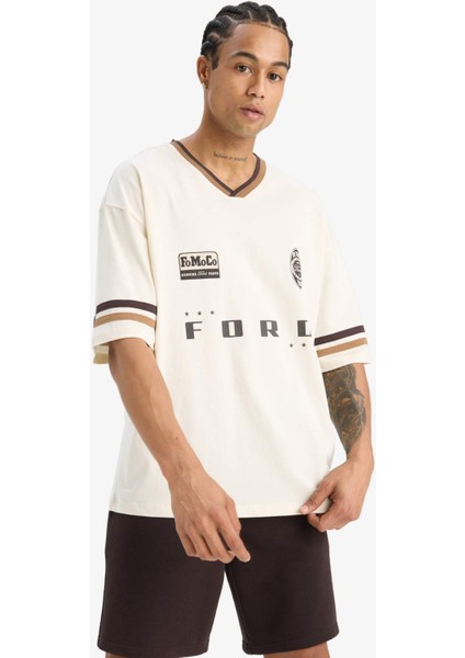 %100 Pamuk Ford Motor Company Loose Fit V Yaka Sırt Baskılı Kısa Kollu Tişört F2883AX25SM