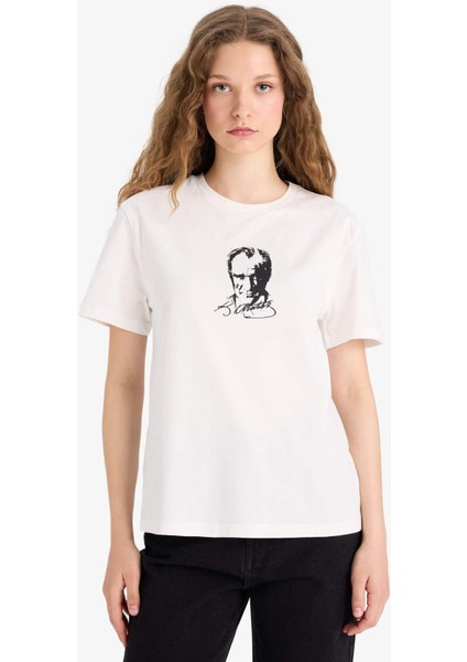 Regular Fit Bisiklet Yaka Atatürk Baskılı Kısa Kollu Tişört F6032AX25SM