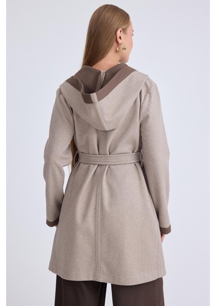 Kapüşonlu Beli Kuşaklı Kaşe Kaban modelleri