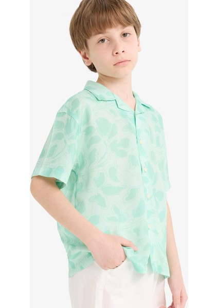 Erkek Çocuk Oversize Geniş Kalıp Polo Yaka Desenli Viskon Kısa Kollu Gömlek F5672A825HS