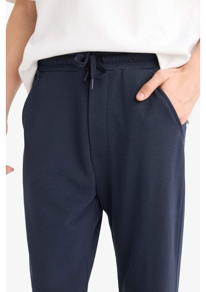 Regular Fit Basic Düz Beli Bağcıklı Düz Paça Cepli Eşofman Altı D6762AX25AU