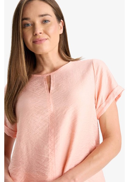 Regular Fit Yuvarlak Yaka Kısa Kollu Bluz C8831AX25SM