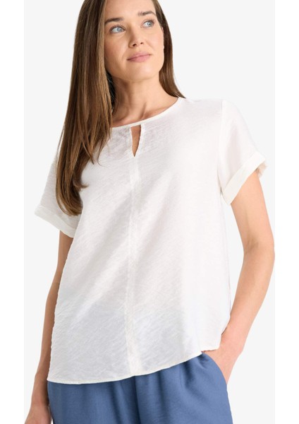 Regular Fit Yuvarlak Yaka Kısa Kollu Bluz C8831AX25SM