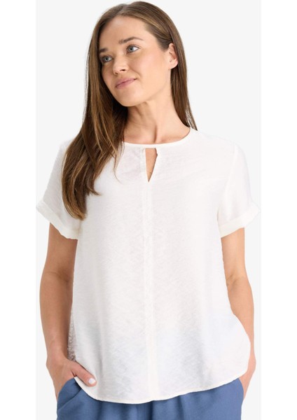 Regular Fit Yuvarlak Yaka Kısa Kollu Bluz C8831AX25SM