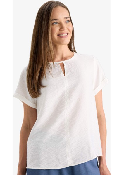 Regular Fit Yuvarlak Yaka Kısa Kollu Bluz C8831AX25SM