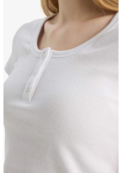 Coool Fitted Yuvarlak Yaka Fitilli Kaşkorse Kısa Kollu Beyaz Tişört F5185AX25SM