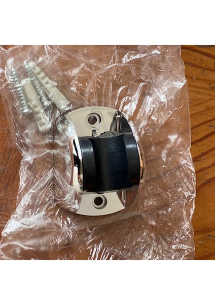 Gri Duş Askısı, Pratik ve Şık Duş Aksesuarı