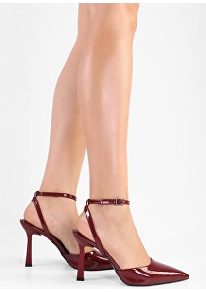 Kadın Stiletto Bordo Rugan Kemerli Bilek Bağlı Orta Topuklu Şık Tasarım fırsatları