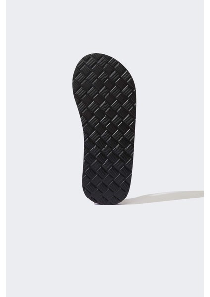 Kadın Düz Taban Parmak Arası Terlik F7558AX25HS