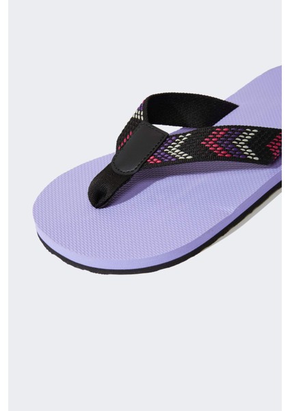 Kadın Düz Taban Parmak Arası Terlik F7558AX25HS