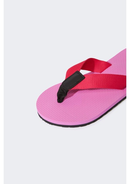 Kadın Düz Taban Parmak Arası Terlik F7558AX25HS