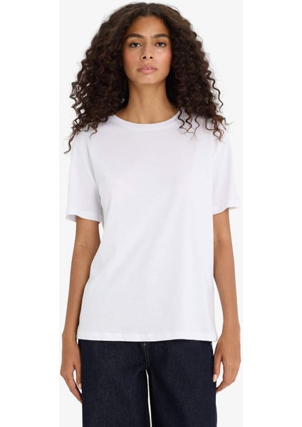 Regular Fit Bisiklet Yaka Basic Düz Penye Kısa Kollu Beyaz Tişört W9584AZ25AU