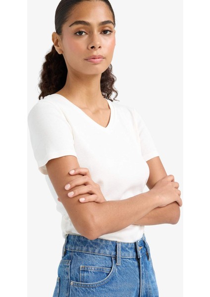 Slim Fit Dar Kesim V Yaka Basic Düz Ribana Kısa Kollu Tişört I1080AZ25AU