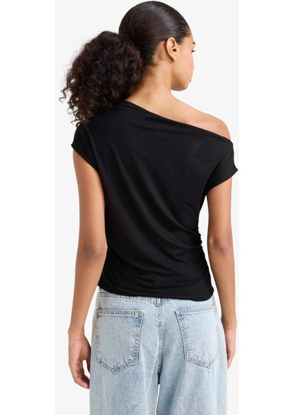 Slim Fit Dar Kesim Tek Omuzlu Siyah Bluz F8202AX25AU