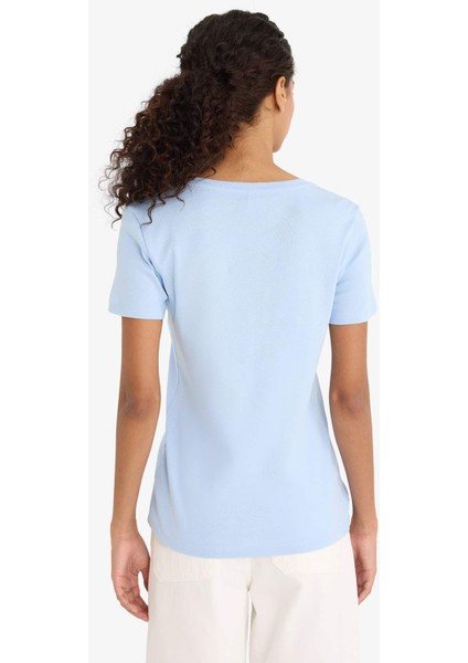 Slim Fit Dar Kesim V Yaka Basic Düz Ribana Kısa Kollu Tişört I1080AZ25AU