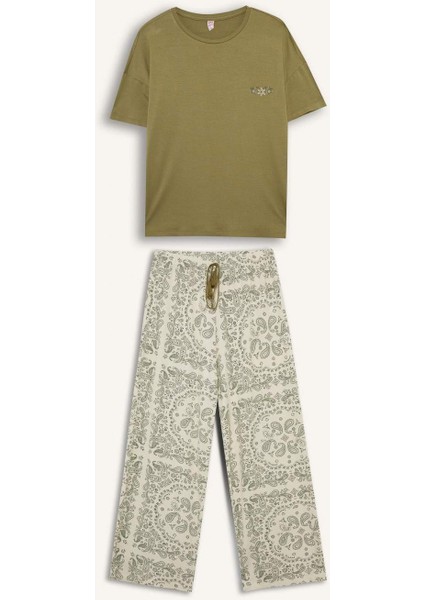 Pijama Takımı Regular Fit Kısa Kollu Üst Desenli Uzun Alt-Fall in Love F7560AX25AU