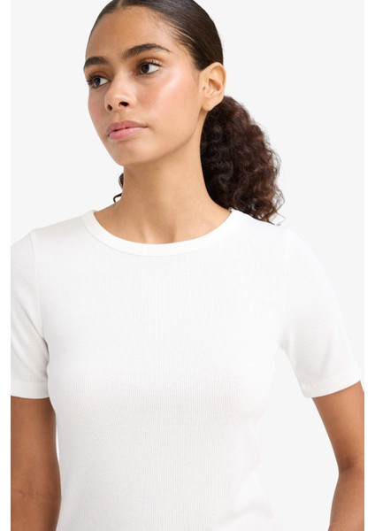 Slim Fit Dar Kesim Bisiklet Yaka Basic Düz Fitilli Kaşkorse Kısa Kollu Tişört C0097AX25AU