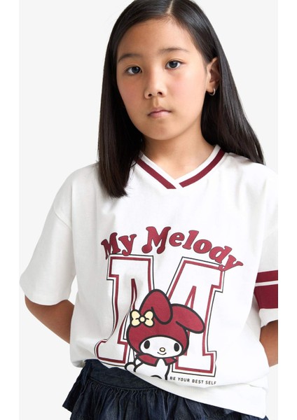 Kız Çocuk Hello Kitty Oversize Geniş Kalıp V Yaka Kısa Kollu Okul Tişörtü F7040A825AU