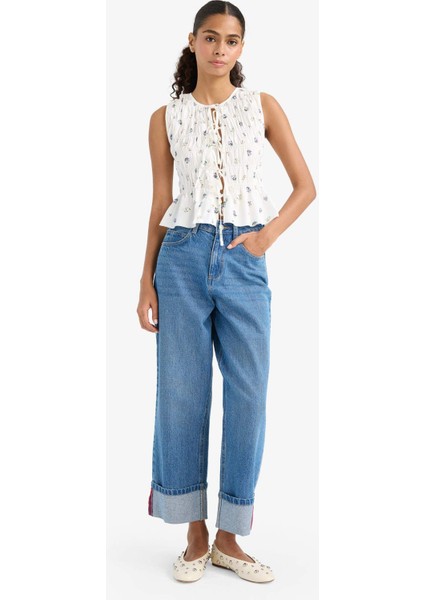 Fitted Bisiklet Yaka Çiçek Desenli Önden Bağlamalı Poplin Kolsuz Bluz F7577AX25AU