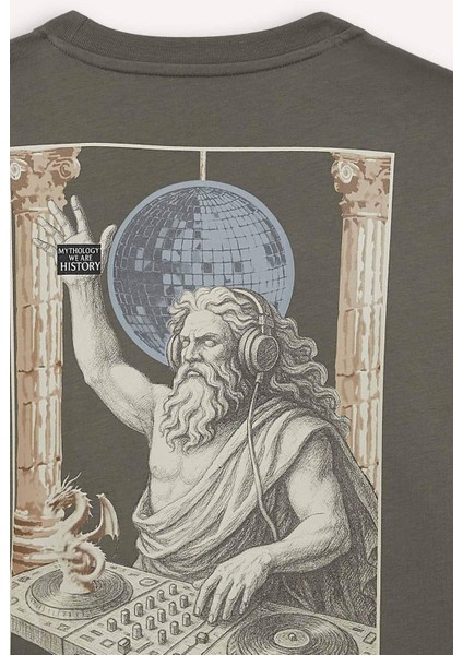 %100 Pamuk Boxy Fit Rahat Kesim Bisiklet Yaka Sırt Baskılı Kısa Kollu Tişört F8331AX25AU