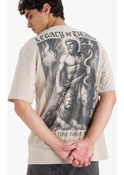 %100 Pamuk Boxy Fit Rahat Kesim Bisiklet Yaka Sırt Baskılı Kısa Kollu Tişört F8326AX25AU