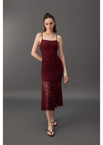 Bodycon Vücudu Saran Askılı Dantel Midi Elbise F7886AX25AU