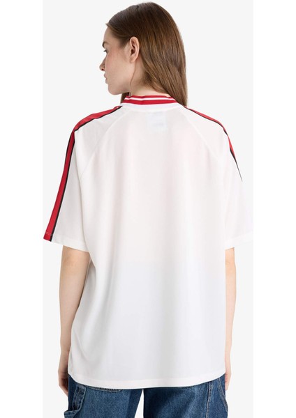 Coool Hello Kitty Oversize Geniş Kalıp V Yaka Baskılı Kısa Kollu Tişört F9182AX25AU